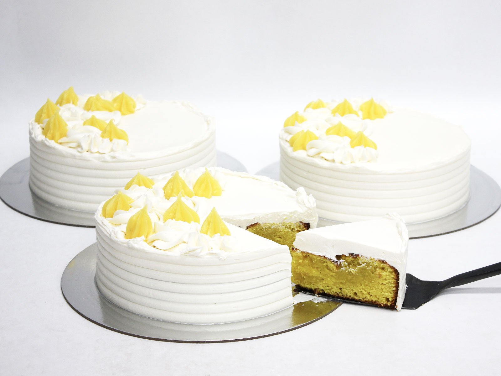 Gluten Friendly Lemon Cake - The Cake People