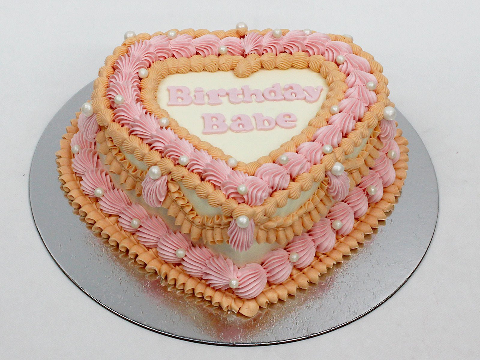 Vintage Cake – Round or Heart - Shape - The Cake People