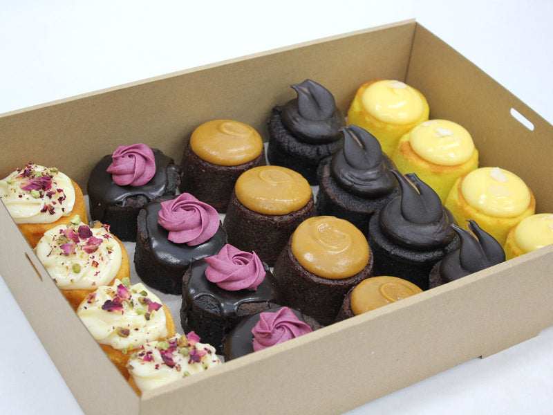 Catering Pack Assorted 20 Mini Cakes - The Cake People (9056336707743)