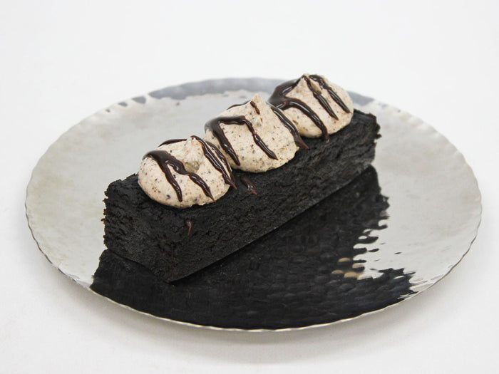 Cookies & Cream Cake Bar – 6 Pack - The Compassionate Kitchen (7669673296031)